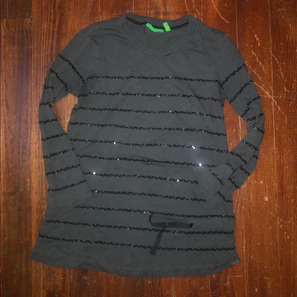 Logo Instant Chic Beaded Striped Top